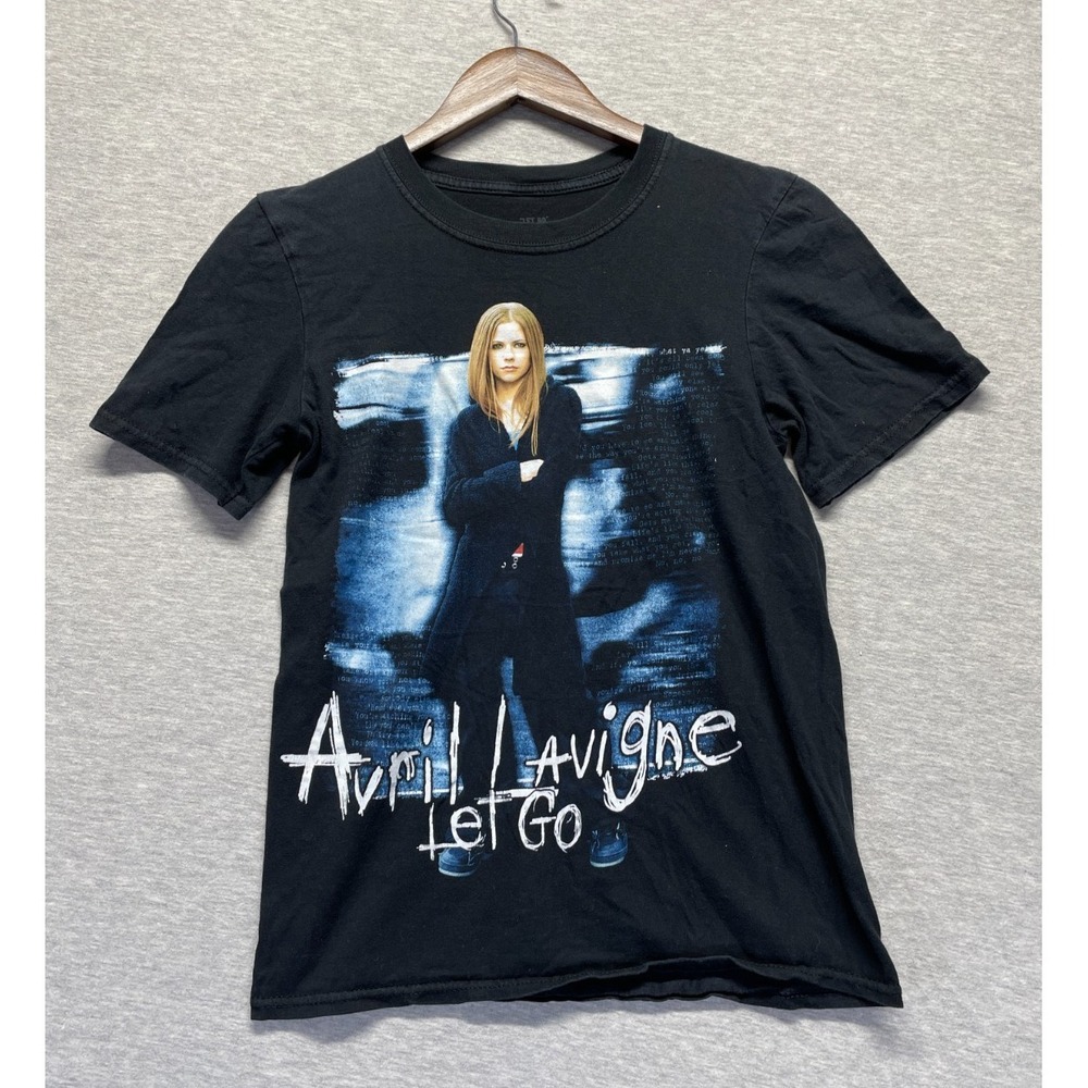 Avril Lavigne Let Go 20th Anniversary T Shirt Unisex XS Black Graphic Cotton